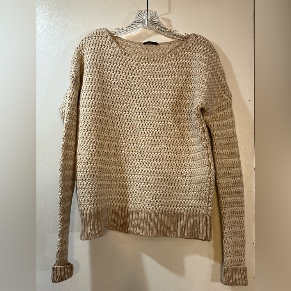 Theory Beige and White Striped Sweater Womens Sz Medium Julianne Circa Fall 2013
